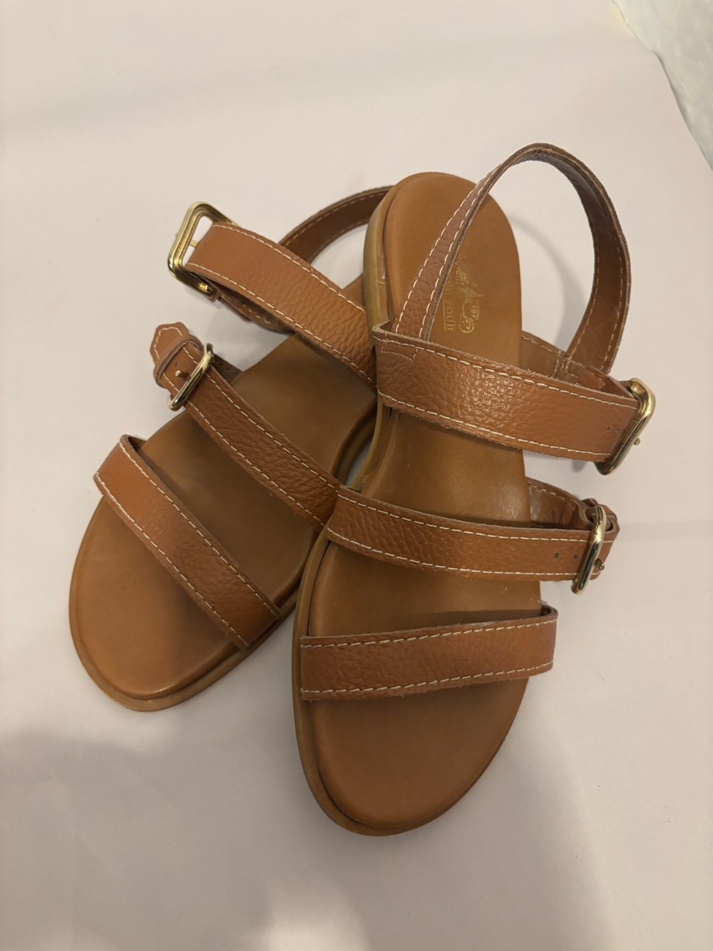 Coach and four Colibrí
Flat Sandals Sz 8.5